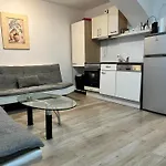 Economy 2Br Apartment Next To Prater Amuesement Park