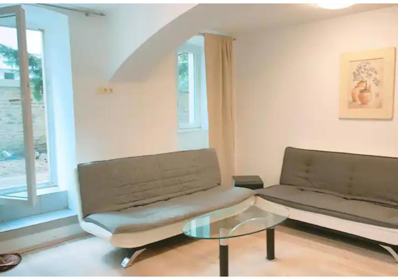 Economy 2br Next To Prater Amuesement Park Apartment